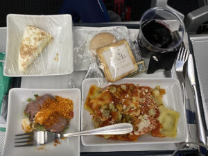 photo of meal from premium economy flight, chicago to london